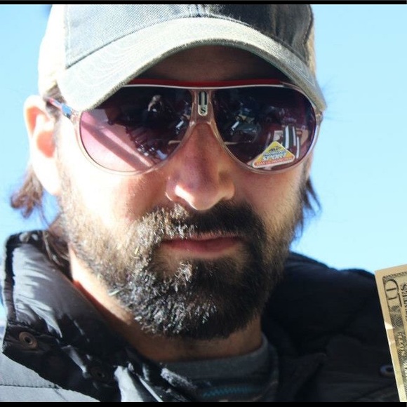 Meet your Posher, Steve - Picture 1 of 2